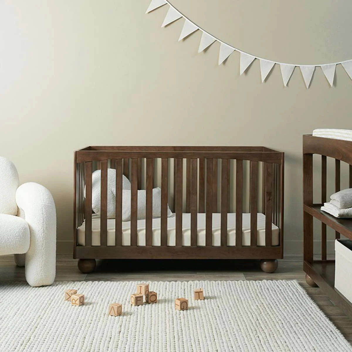 Blake Almond 3-in-1 Conversion Cot Bundle - Image 2