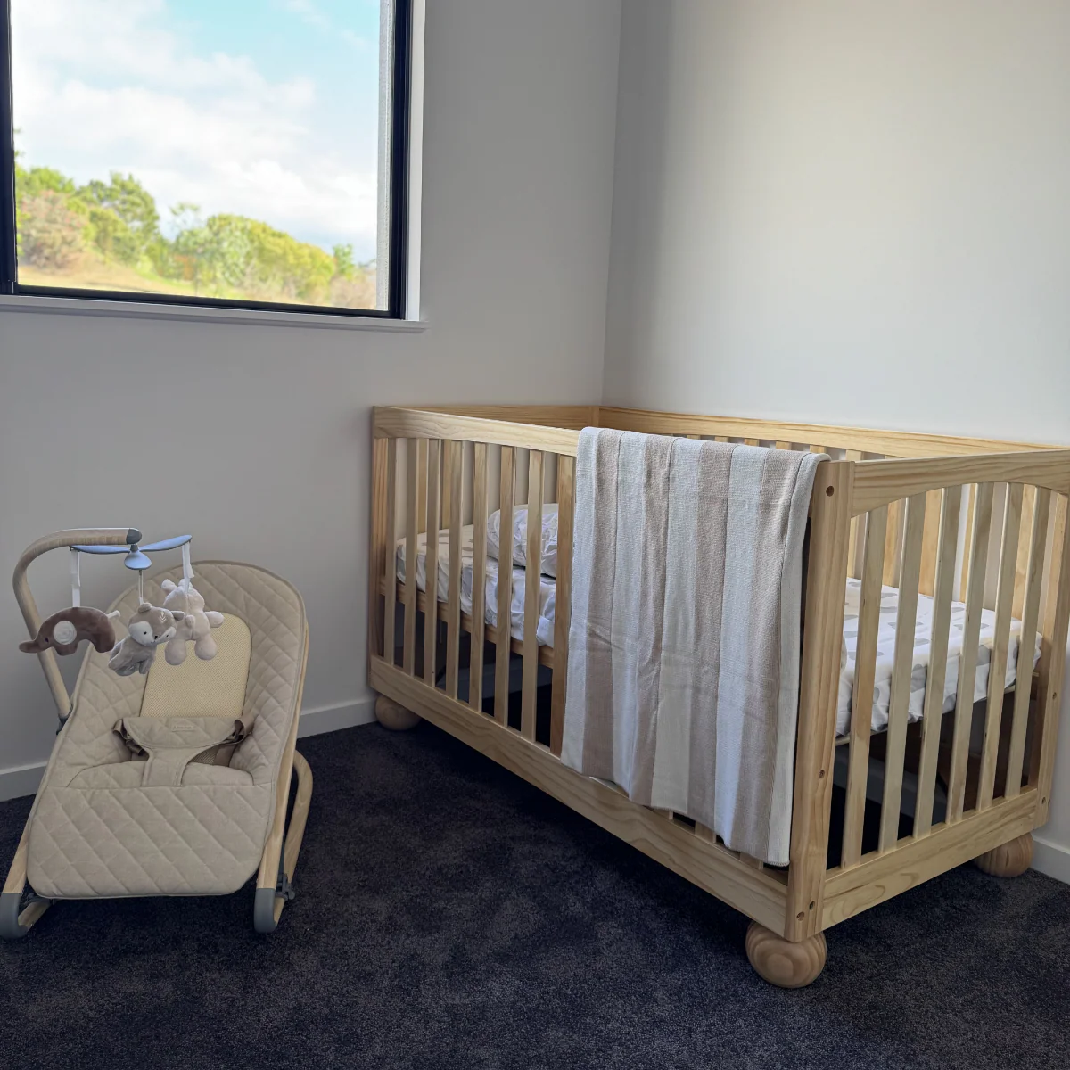 Blake Cot - Natural - Image 8