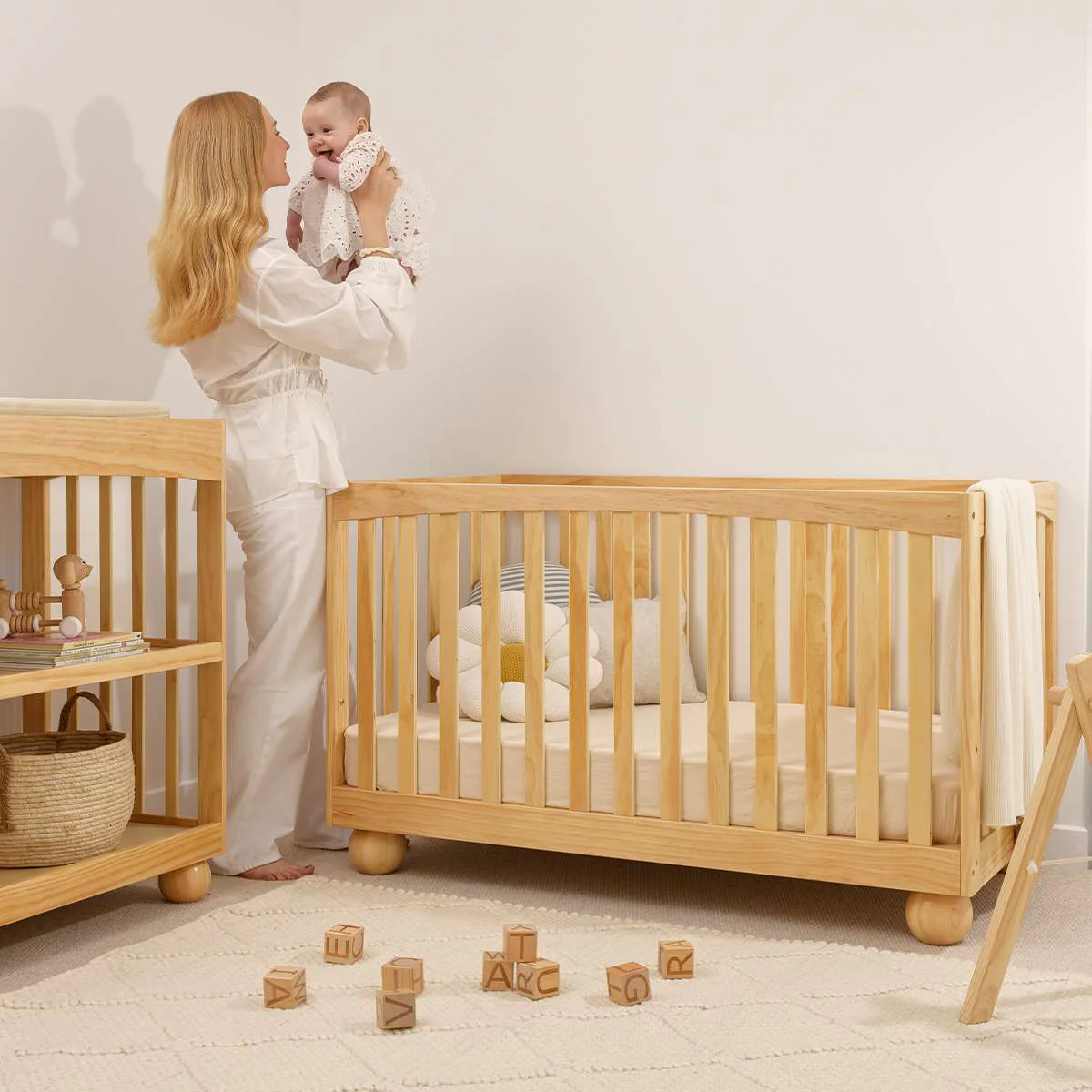 Blake Natural Four Piece Nursery Furniture Set - Image 3