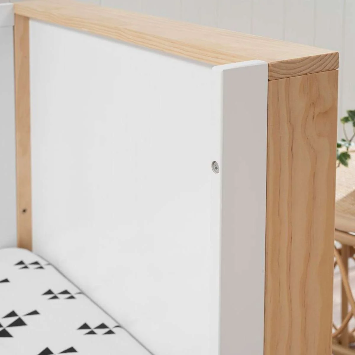 Boston Cot Toddler Bed Conversion - White - Image 5