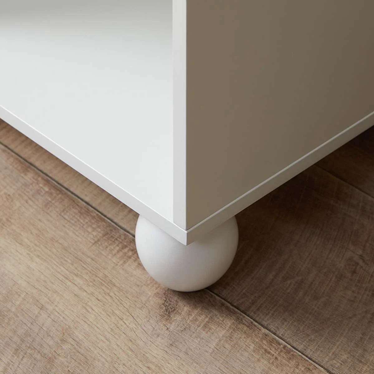 Bubble Ball Feet Side Table - White - Image 4