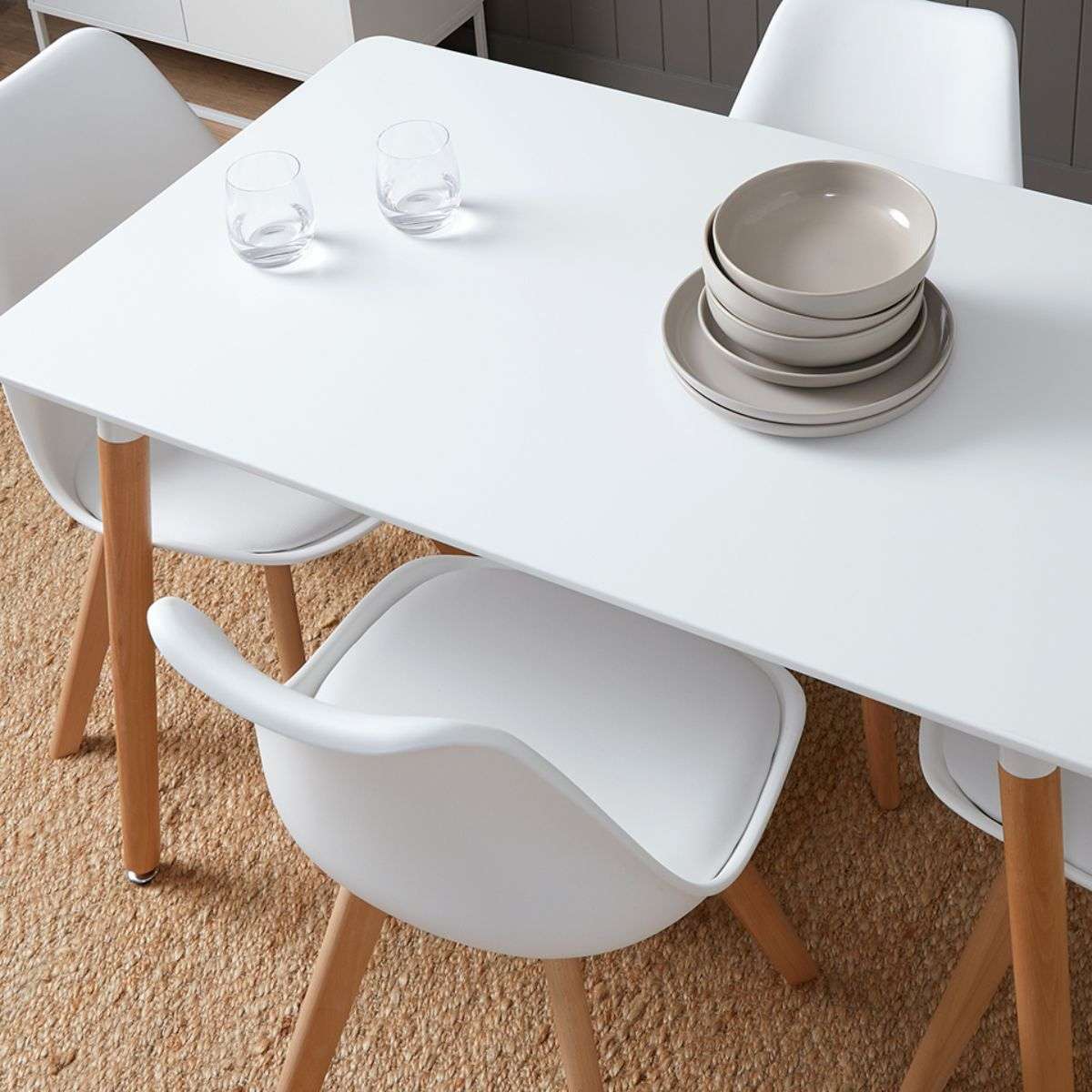 Contemporary 4 Seater Dining Table - White - Image 4