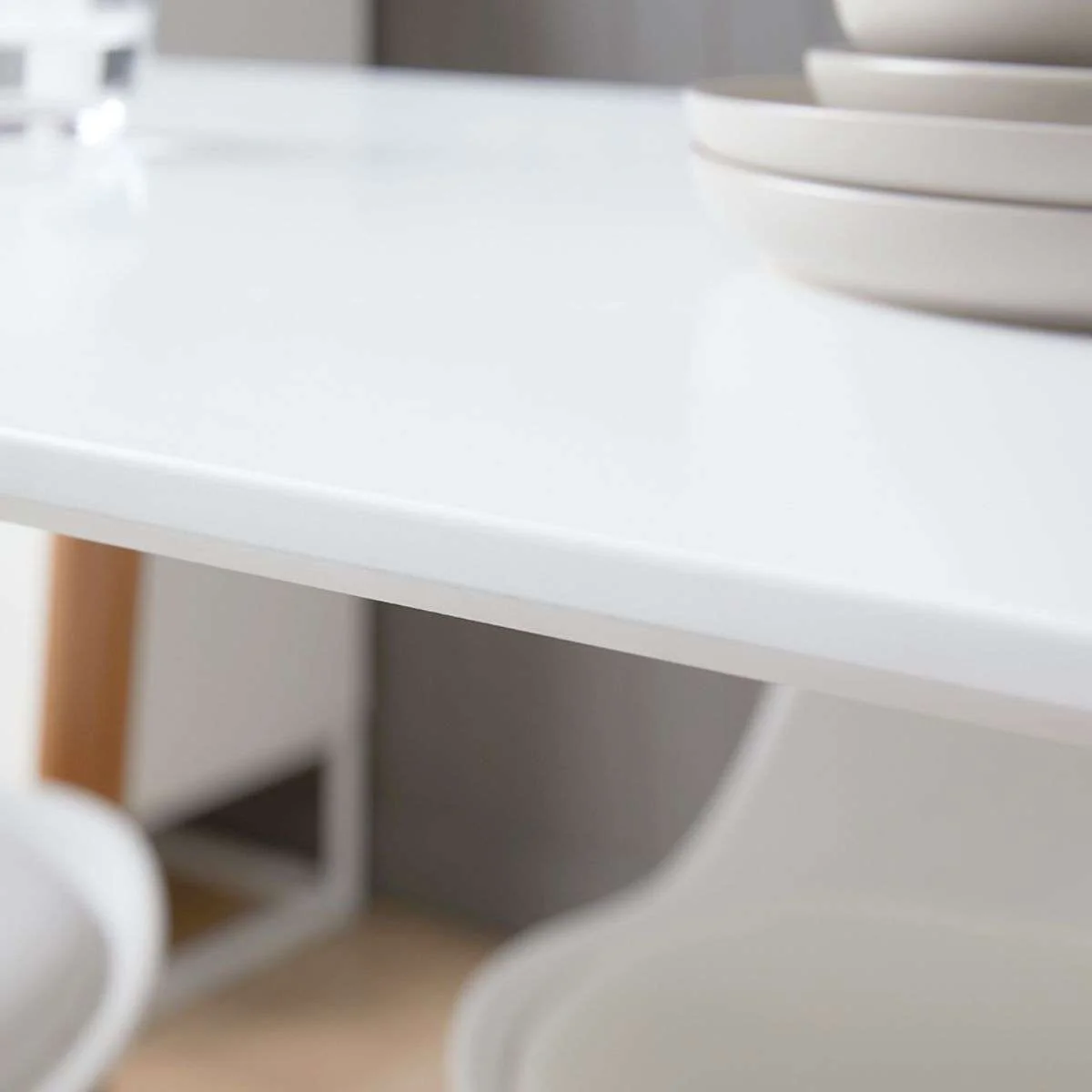Contemporary 4 Seater Dining Table - White - Image 6