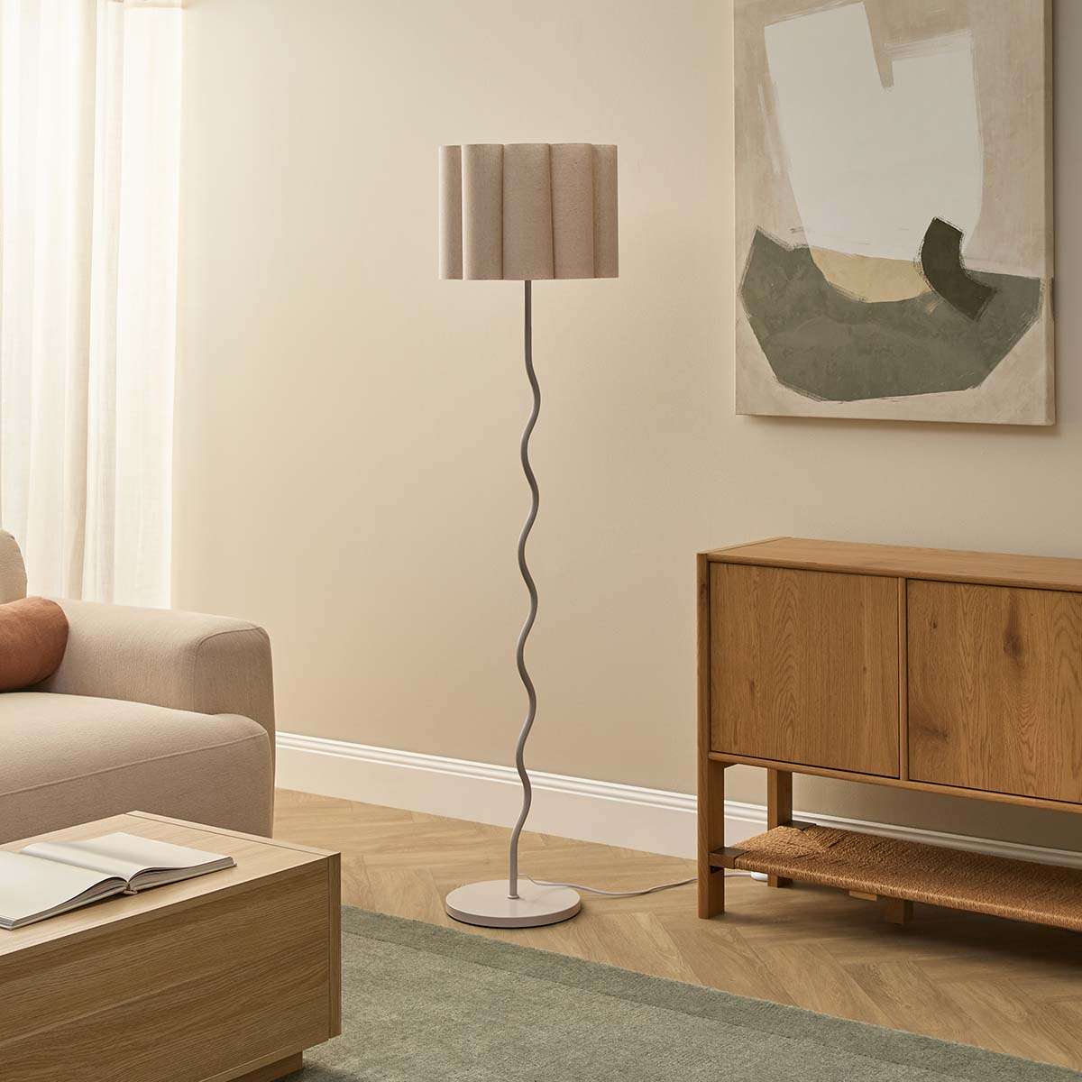 Iris Floor Lamp - Image 3