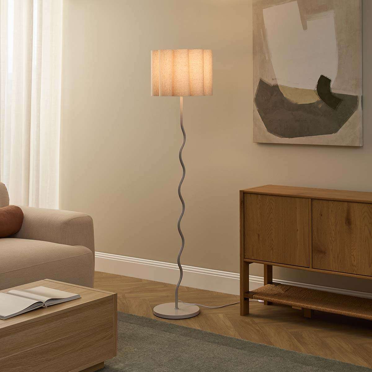Iris Floor Lamp - Image 4