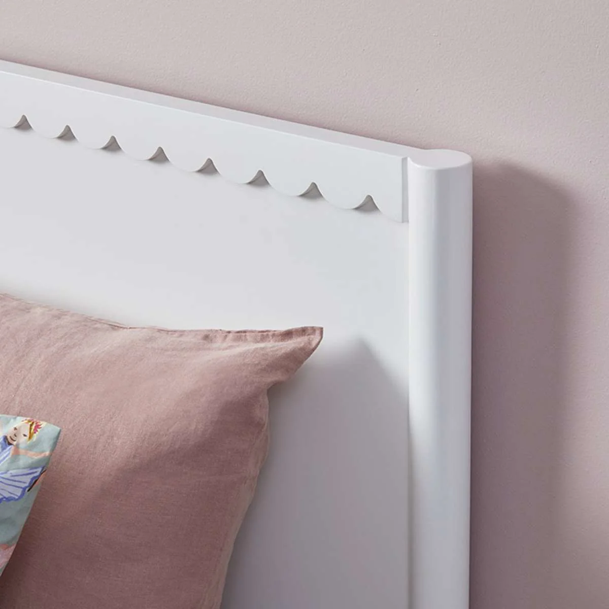 Maisie Scalloped Bed - Single - White - Image 5