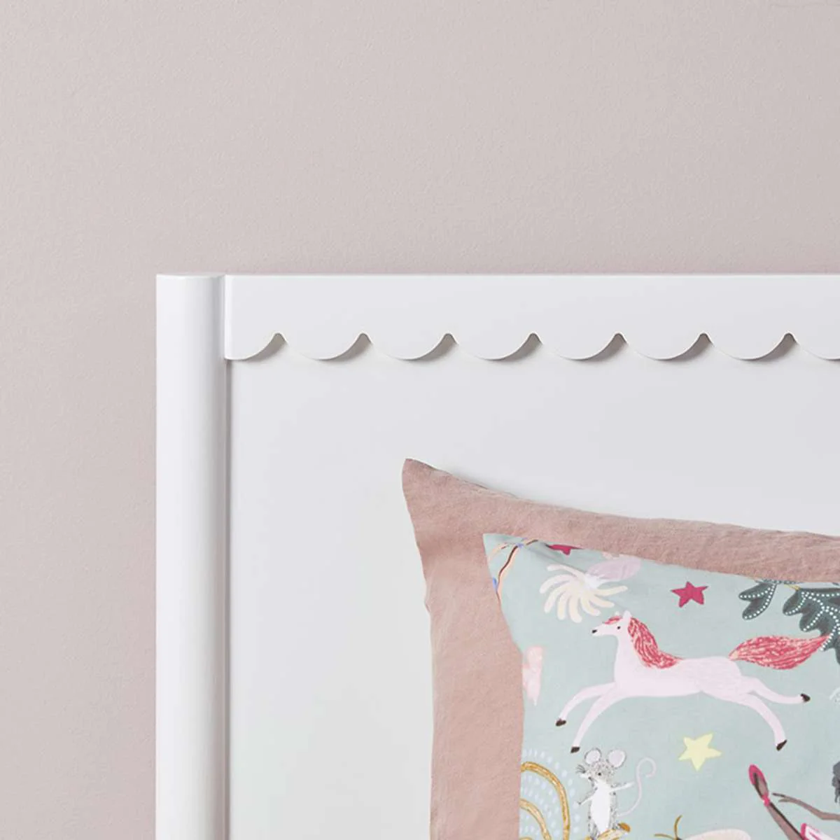 Maisie Scalloped Bed - Single - White - Image 6
