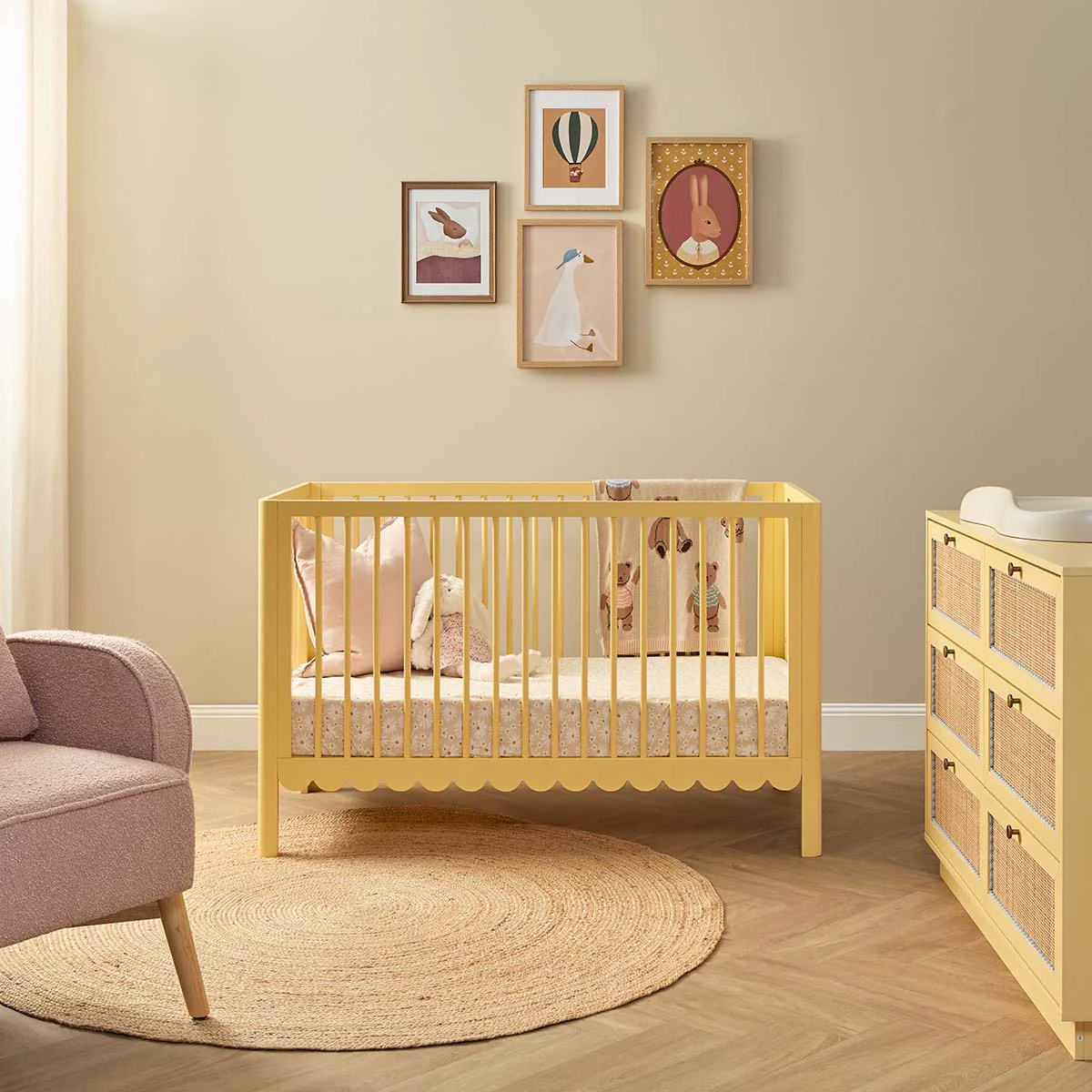 Maisie Scalloped Cot - Buttermilk