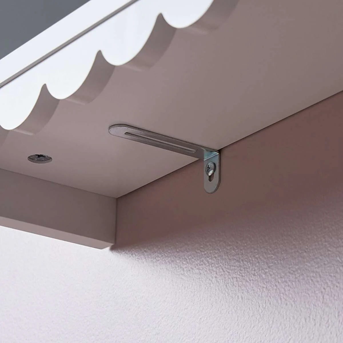 Maisie Scalloped Wall Shelf - Image 10