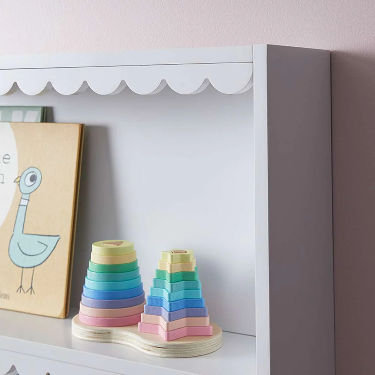 Maisie Scalloped Wall Shelf - Image 4