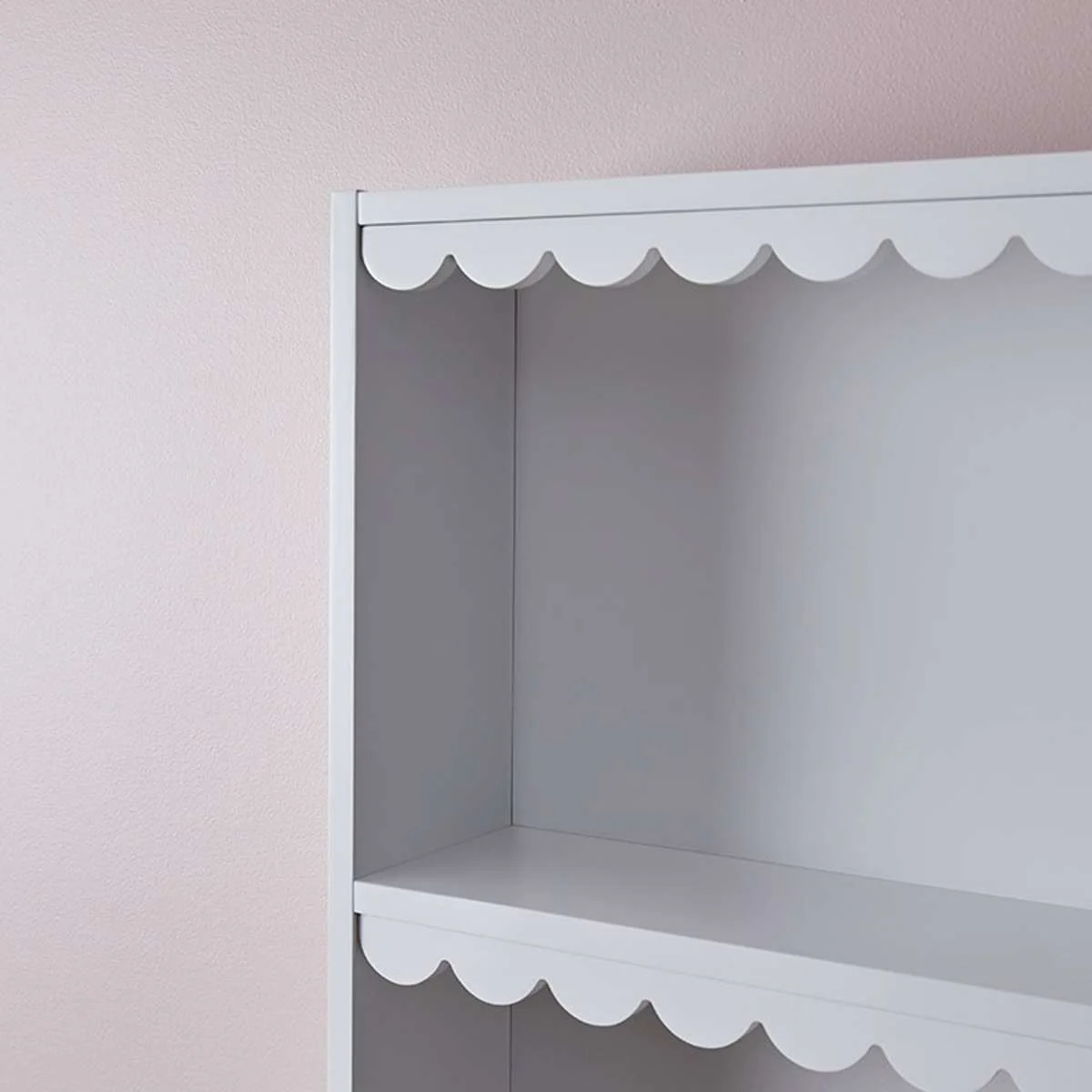 Maisie Scalloped Wall Shelf - Image 8