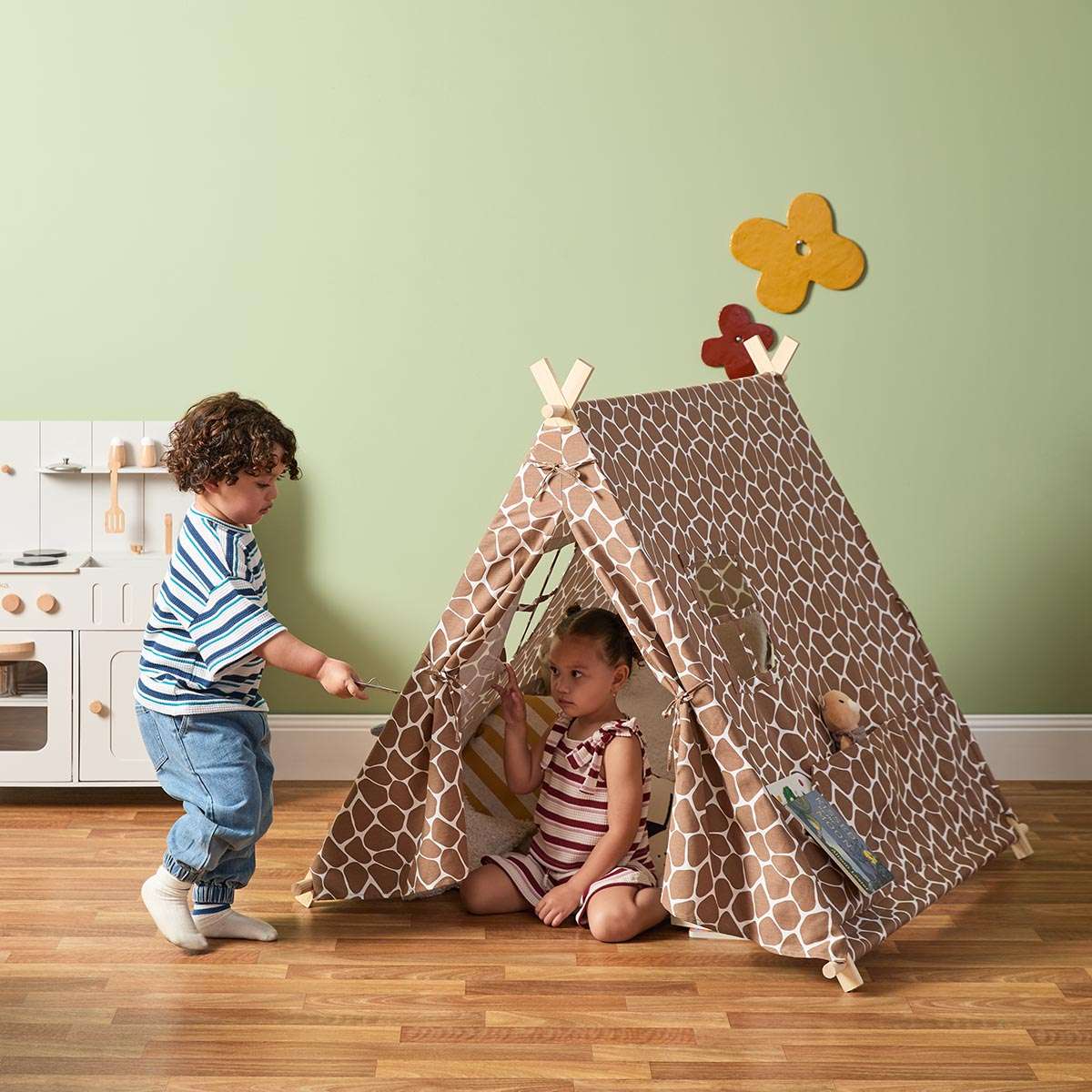 Minka House - Giraffe - Image 3