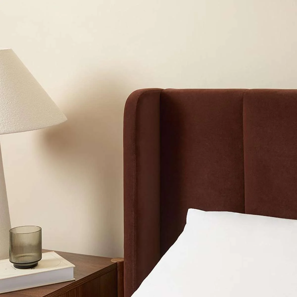 Quinn Queen Bed - Chocolate - Image 5