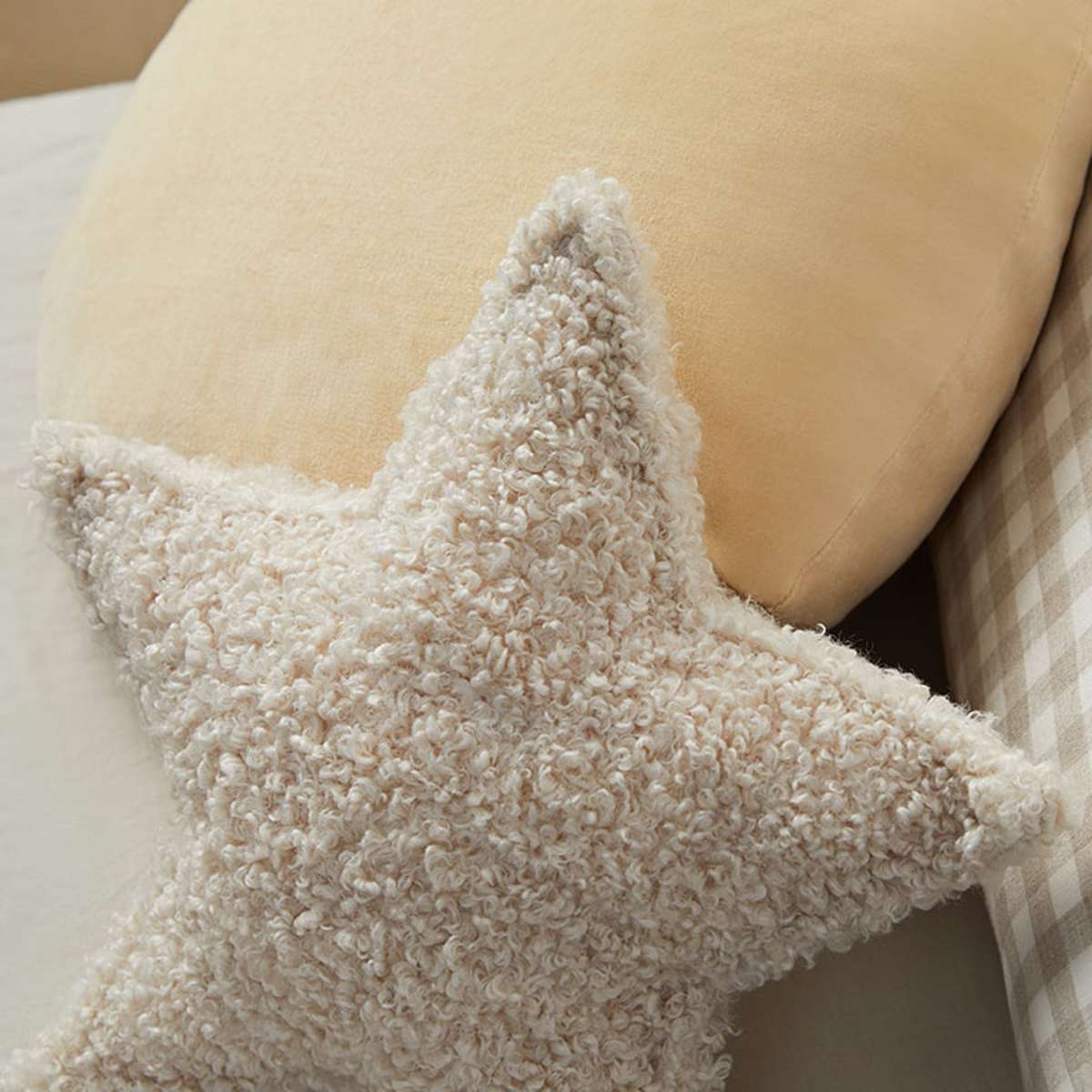 Sherpa Star Cushion - Image 4