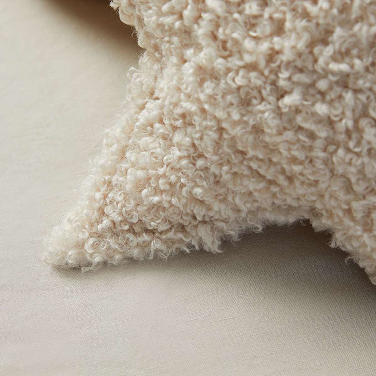 Sherpa Star Cushion - Image 6