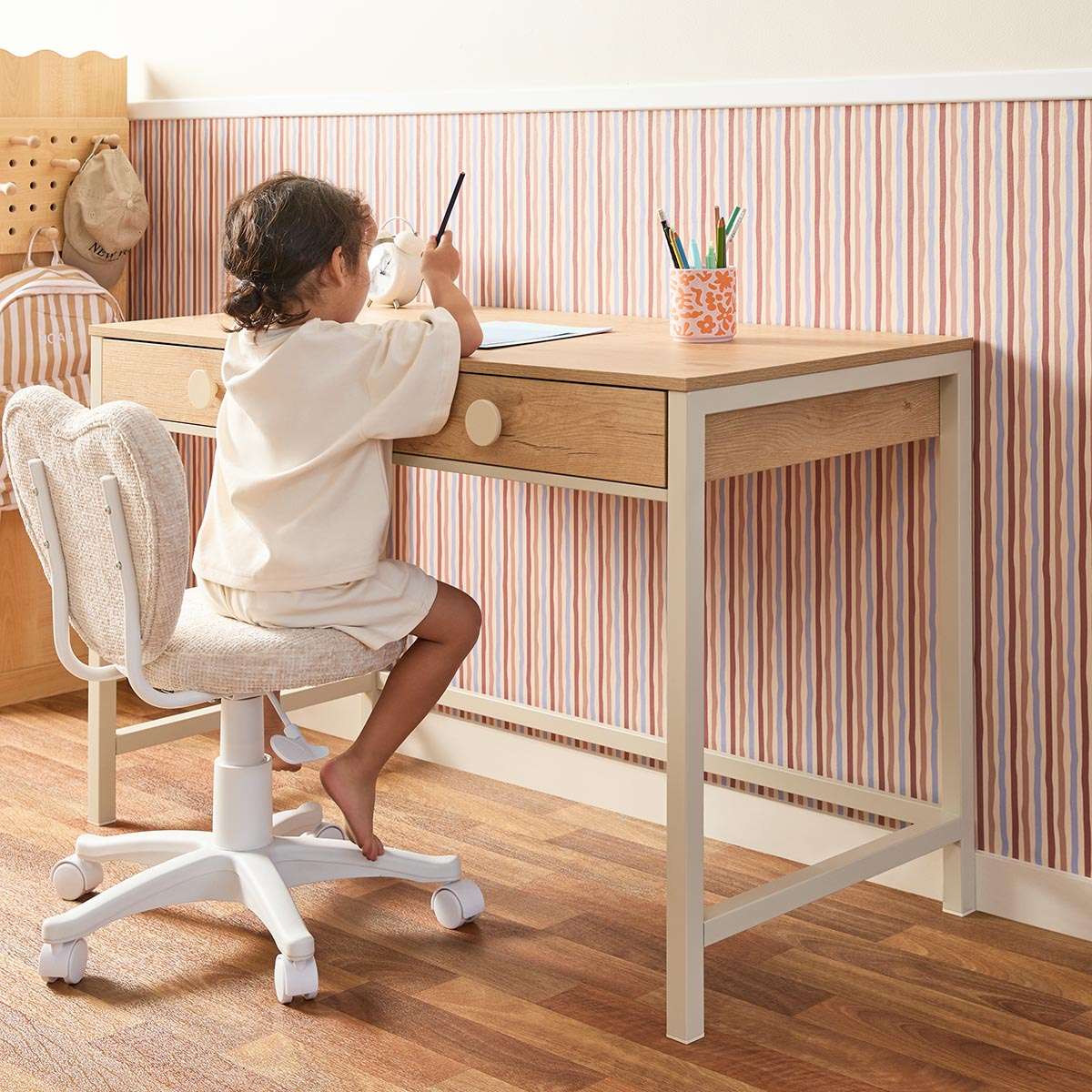 Spotty Desk - Cream - Image 3